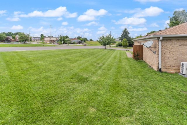 100 Saratoga Circle, Richmond, KY 40475