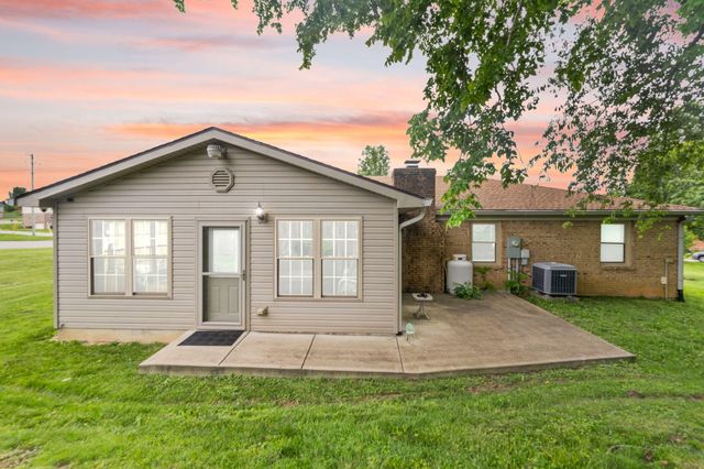 100 Saratoga Circle, Richmond, KY 40475