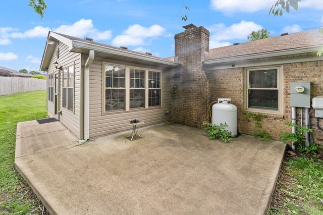 100 Saratoga Circle, Richmond, KY 40475