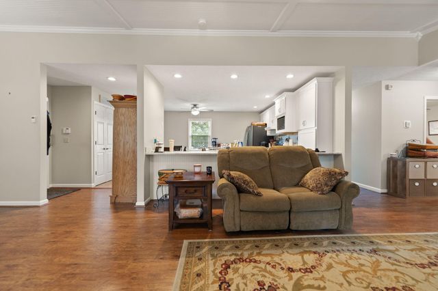 100 Saratoga Circle, Richmond, KY 40475