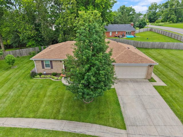 100 Saratoga Circle, Richmond, KY 40475