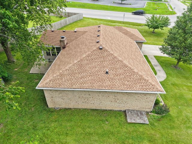 100 Saratoga Circle, Richmond, KY 40475