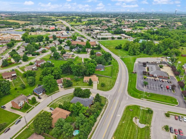 100 Saratoga Circle, Richmond, KY 40475