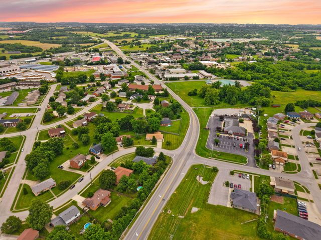 100 Saratoga Circle, Richmond, KY 40475