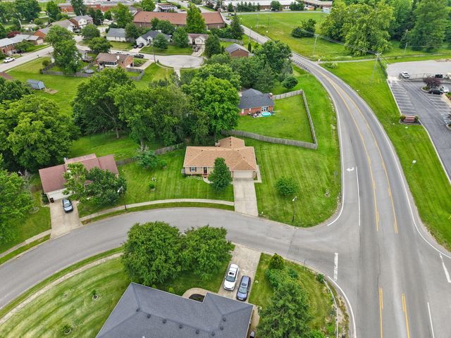 100 Saratoga Circle, Richmond, KY 40475
