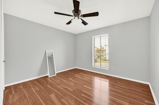 1516 Bay Area Blvd R6, Houston, TX 77058