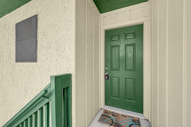 1516 Bay Area Blvd R6, Houston, TX 77058