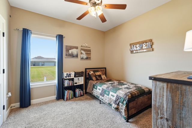 10 Parkway Road, Greenbrier, AR 72058