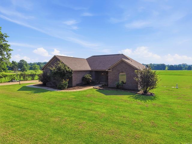 10 Parkway Road, Greenbrier, AR 72058