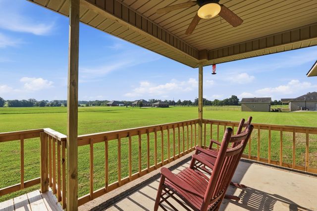 10 Parkway Road, Greenbrier, AR 72058