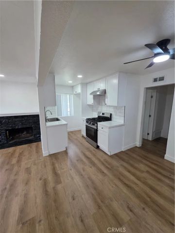 17042 Emerald A, Huntington Beach, CA 92647