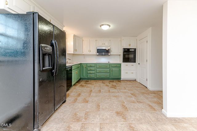 507 Nixon Drive, Sanford, NC 27330