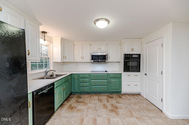 507 Nixon Drive, Sanford, NC 27330