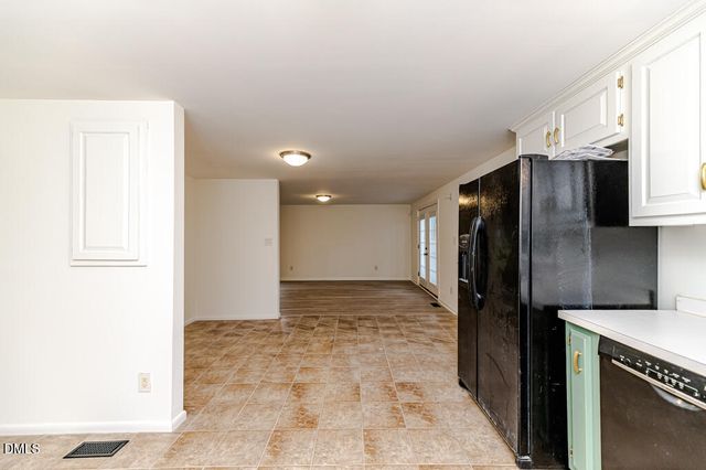 507 Nixon Drive, Sanford, NC 27330