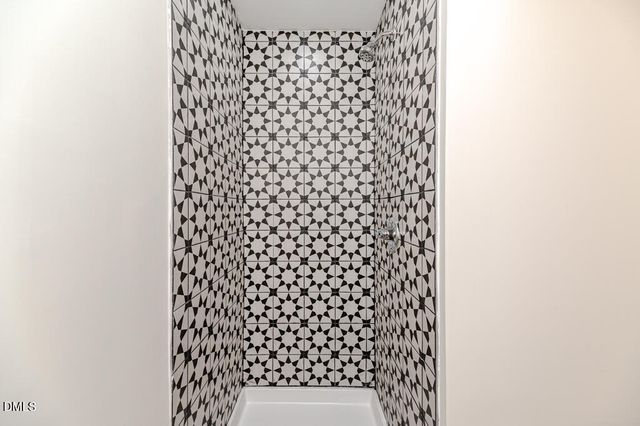 507 Nixon Drive, Sanford, NC 27330