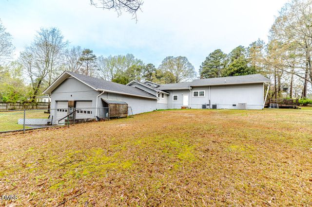 507 Nixon Drive, Sanford, NC 27330