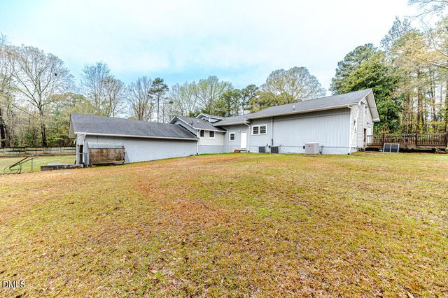507 Nixon Drive, Sanford, NC 27330
