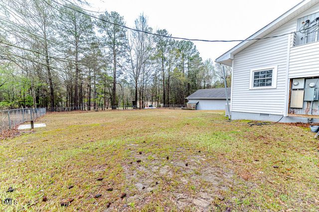 507 Nixon Drive, Sanford, NC 27330