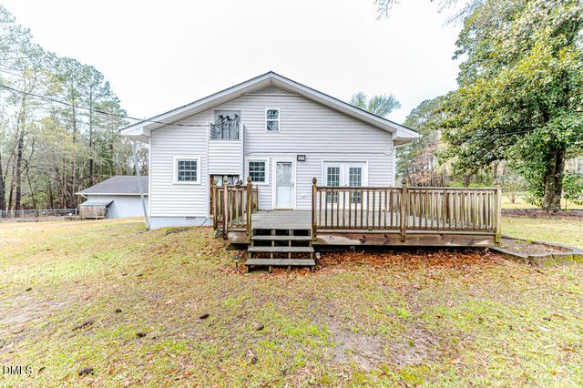 507 Nixon Drive, Sanford, NC 27330