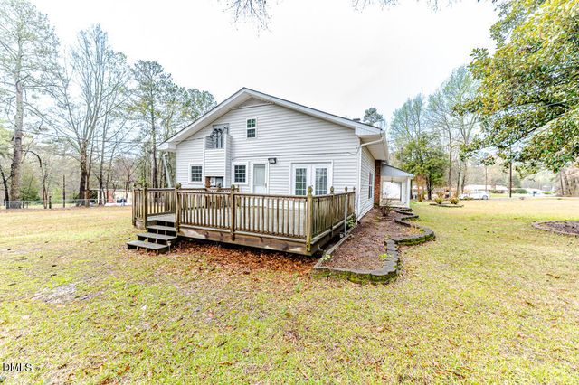507 Nixon Drive, Sanford, NC 27330