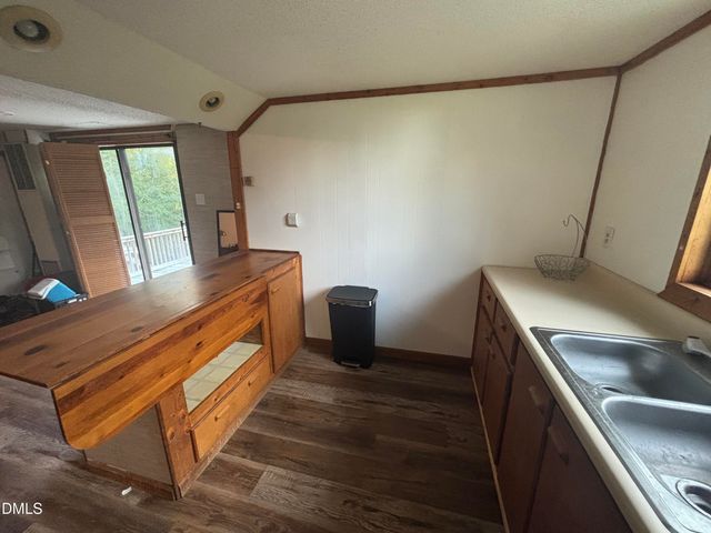 507 Nixon Drive, Sanford, NC 27330