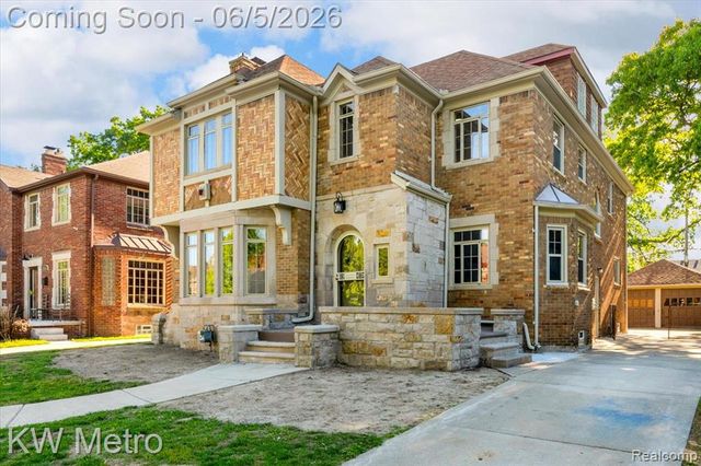 18481 Fairfield Street, Detroit, MI 48221