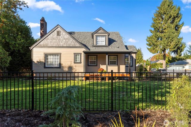 3425 Pear Street SE, Tumwater, WA 98501