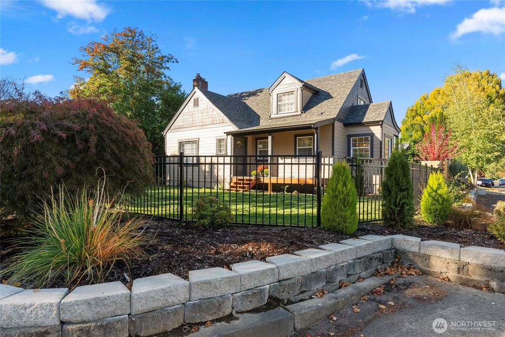 3425 Pear Street SE, Tumwater, WA 98501