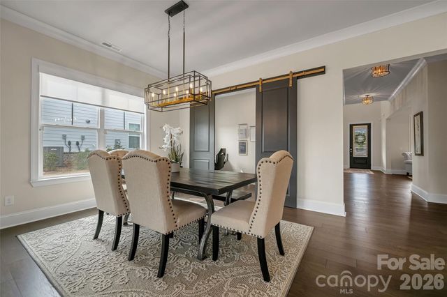 510 Meadow Ridge Drive, Belmont, NC 28012