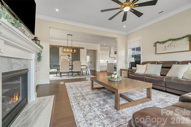 510 Meadow Ridge Drive, Belmont, NC 28012