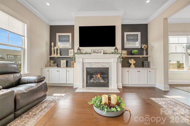 510 Meadow Ridge Drive, Belmont, NC 28012