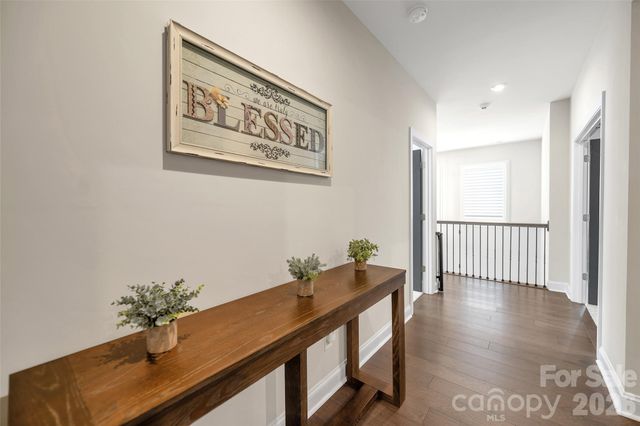 510 Meadow Ridge Drive, Belmont, NC 28012