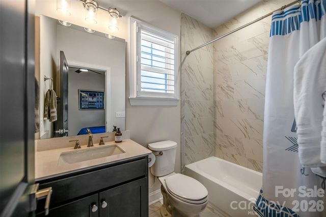 510 Meadow Ridge Drive, Belmont, NC 28012