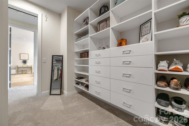 510 Meadow Ridge Drive, Belmont, NC 28012