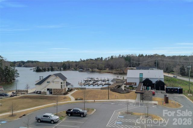 510 Meadow Ridge Drive, Belmont, NC 28012