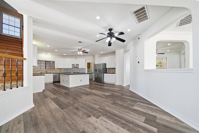 2310 Mckendrick DR, Cedar Park, TX 78613