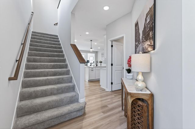 9699 4th Street N, Lake Elmo, MN 55042