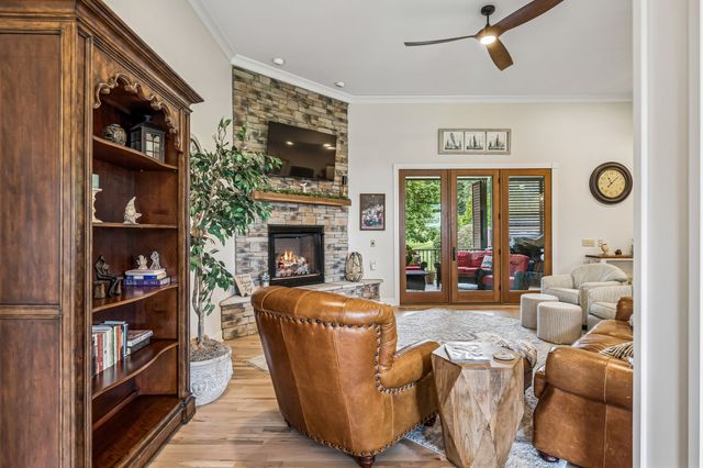 2315 New Hope Rd, Hendersonville, TN 37075