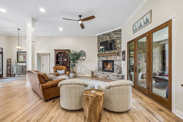 2315 New Hope Rd, Hendersonville, TN 37075