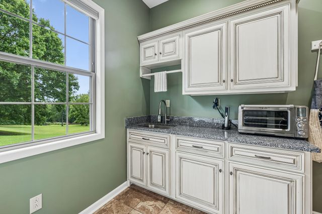 2315 New Hope Rd, Hendersonville, TN 37075
