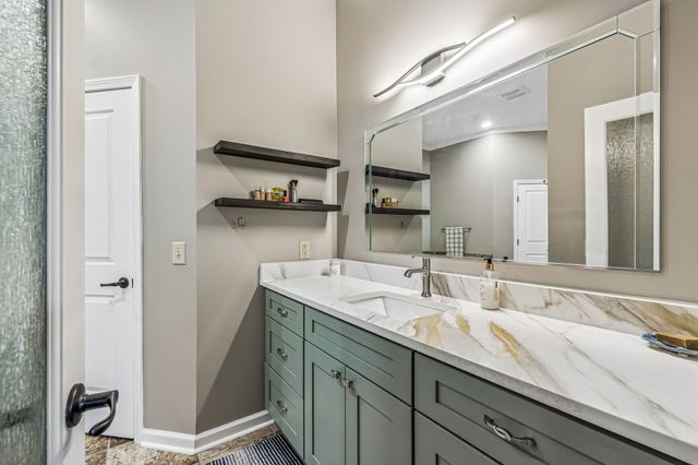 2315 New Hope Rd, Hendersonville, TN 37075