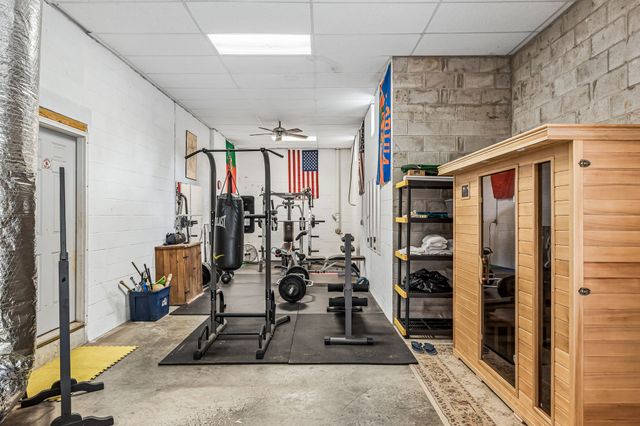 2315 New Hope Rd, Hendersonville, TN 37075