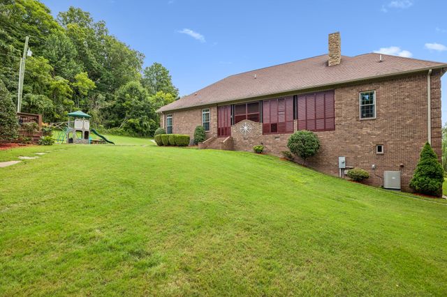 2315 New Hope Rd, Hendersonville, TN 37075