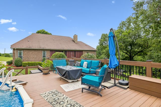 2315 New Hope Rd, Hendersonville, TN 37075