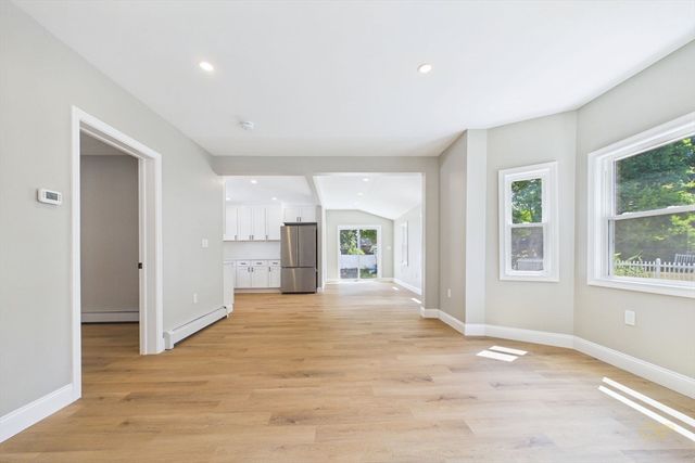 191 Bay St, Taunton, MA 02780