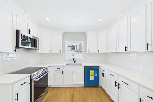 191 Bay St, Taunton, MA 02780