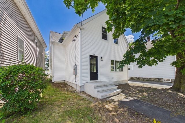 191 Bay St, Taunton, MA 02780