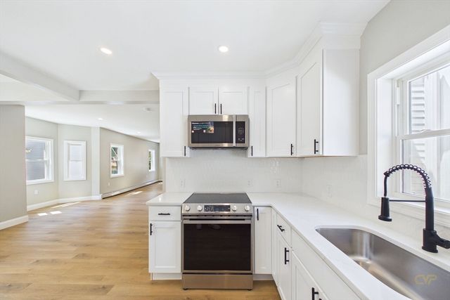 191 Bay St, Taunton, MA 02780