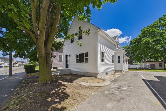 191 Bay St, Taunton, MA 02780