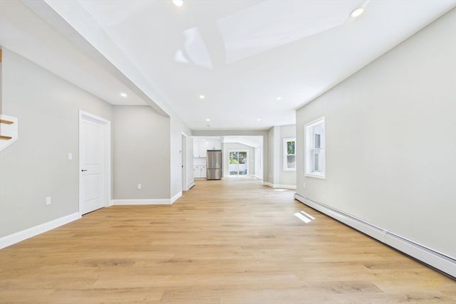 191 Bay St, Taunton, MA 02780